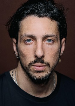 Cv main photo