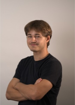 Cv main photo