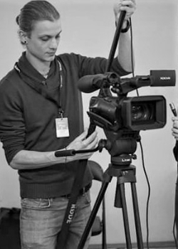 Cv main photo