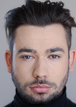 Cv main photo