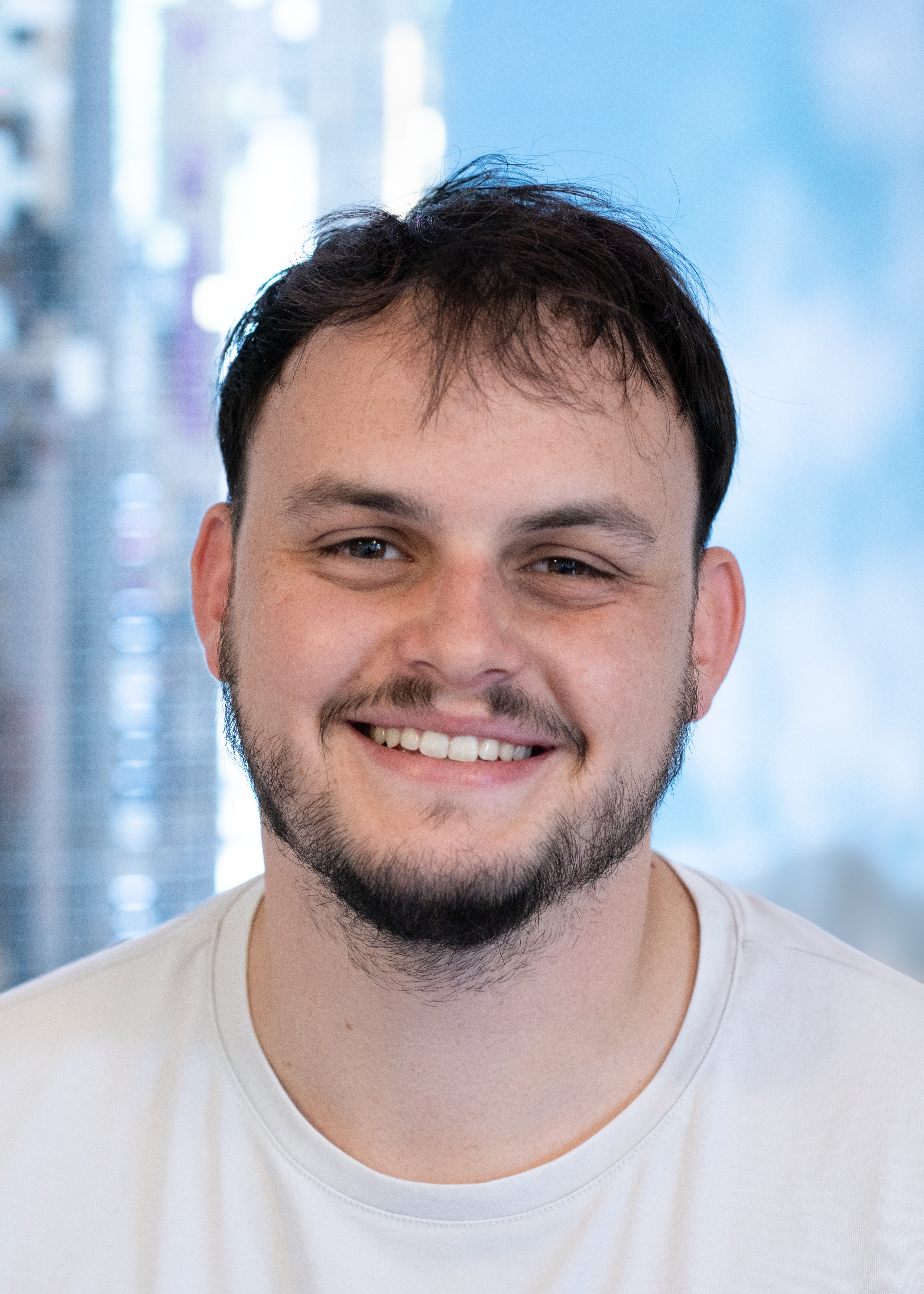 Cv main photo