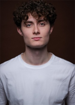 Cv main photo