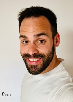 Cv main photo