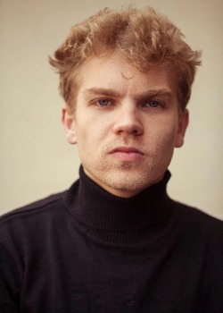 Cv main photo