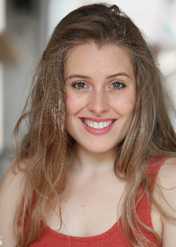 LÉA MONGIAT