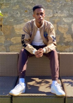 Cv main photo