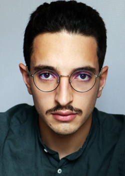 Cv main photo