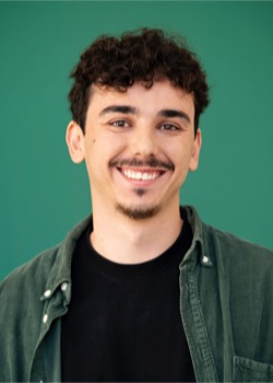 Cv main photo